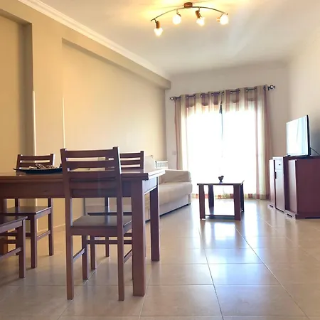Buganvilia Holidays Lägenhet Alvor